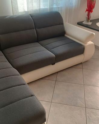 diviano salotto pari al nuovo
