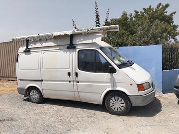 Ford isotermico 