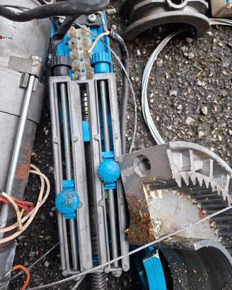 2 Motoriduttori, motori per saracinesca CAME e BFT