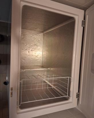 Congelatore a pozzetto