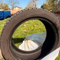 Gomme 245/45 zr 19