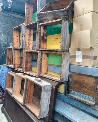 Materiale per apicoltura