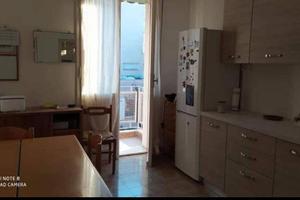 Stanza singola da Marzo per ragazza LAVORATRICE