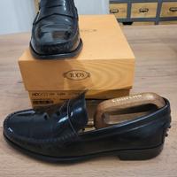 Mocassino Tod's nero lucido n.40,5