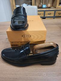 Mocassino Tod's nero lucido n.40,5
