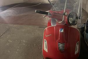 Vespa GTS 300