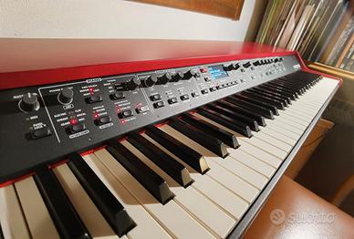 Pianoforte digitale Nord Grand 88 tasti