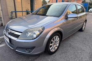 OPEL Astra 1.6 16V 5 porte Cosmo KM.89000