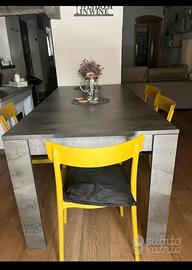 Tavolo allungabile grigio/ossido