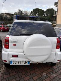Toyota RAV4 2.0 benzina TRE PORTE  4x4