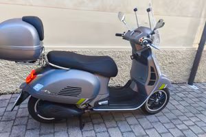 vespa 300 GTS super tech del 2023