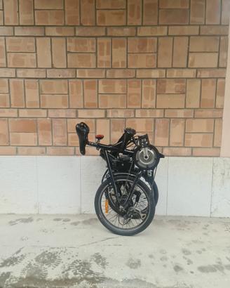Bici elettrica pieghevole NUOVA BATTERIA
