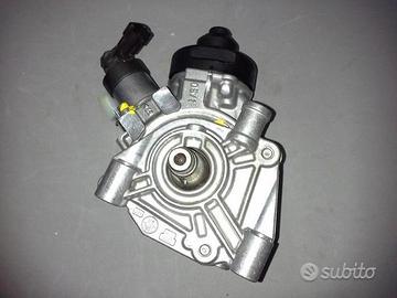 Pompa iniezione common rail clio 1.5 d 0445010704