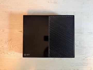 Xbox One 500GB +3 Giochi 