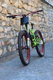 bici specialized demo 8