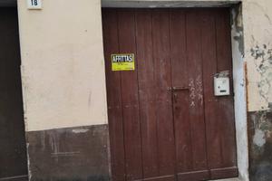 Magazzino Via Capo d'Oro 20