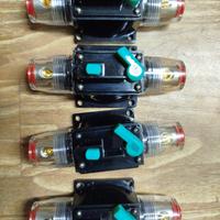 Interruttori fusibili automatici 12V 