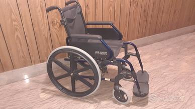Sedia a rotelle Sunrise Medical Breezy 105 mis 43