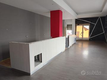 Ex bar piano terra locale commerciale