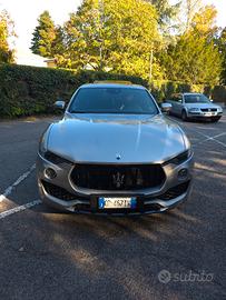 maserati levante sq4 MOTORE FERRARI 