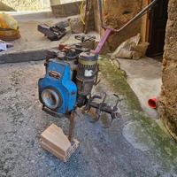 Soffia foglie e trattore