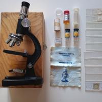 Microscopio didattico da 100x a 600x con access.