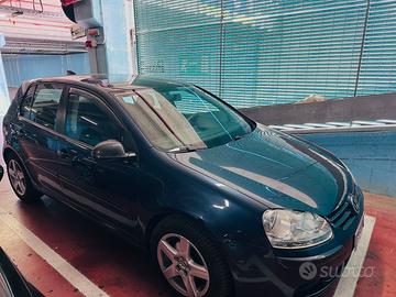 GOLF 5