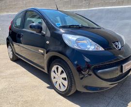 Peugeot 107 1,0 BZ 68CV | 2007