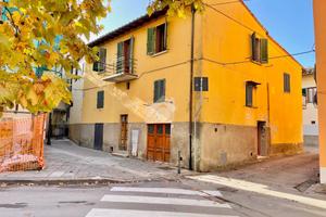 4 LOCALI A SAN CASCIANO IN VAL DI PESA