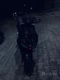 Aprilia sr 50 r factory