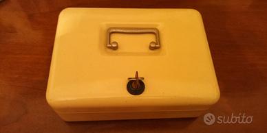 Cassetta porta documenti