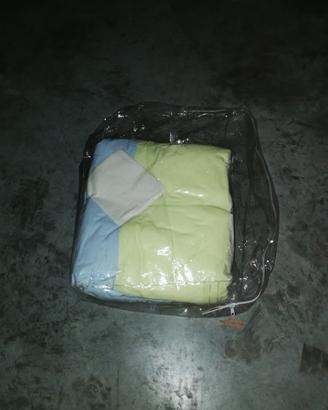 Paracolpi e piumino lettino