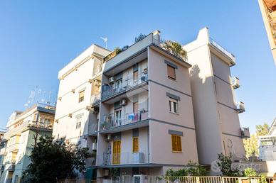 3 LOCALI A ROMA