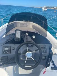Giupex Marine con Suzuki 40/60