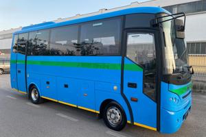 Autobus/ Bmc 28 posti anno 2009