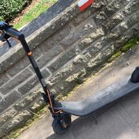 Monopattino elettrico Ninebot
