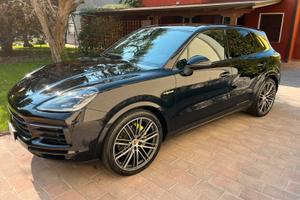 Porsche Cayenne e-hybrid PERFETTA