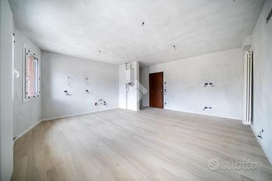 3 LOCALI A MONTECCHIA DI CROSARA