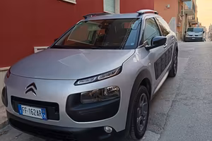 citroen c4 cactus Bluehdi 100cv