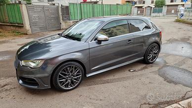 AUDI A3 3ª serie - 2015