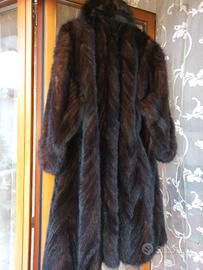 pelliccia in cade di visone