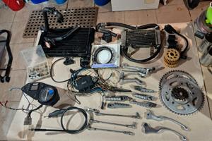 Vari pezzi Aprilia rs 125