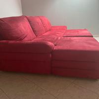 Divano in tessuto rosso