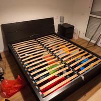 CAMERA CON LETTO CONTENITORE, 2 COMODINI E ARMADIO