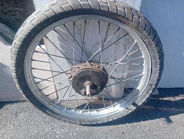 swm regolarità cerchione completo di mozzo e perni