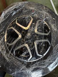 Treno gomme con cerchi in lega