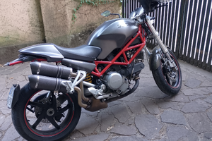 Ducati Monster 800