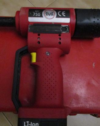Rivettatrice a batteria rivit 750