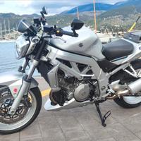 Suzuki SV 1000 N - 2005 " SCAMBI0-PERMUTO "