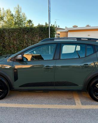 Dacia Sandero stepway 1.0 TCe Eco-G Extreme  Up